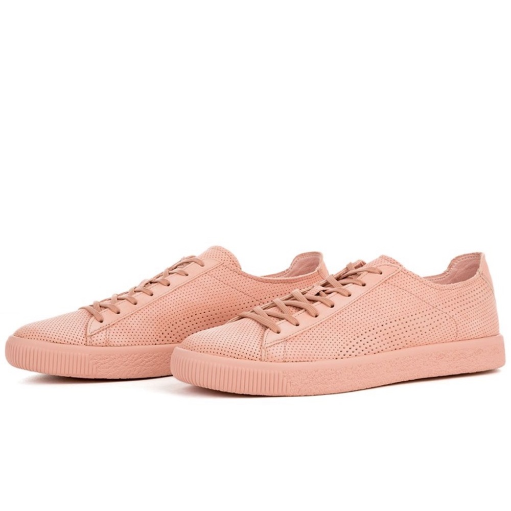 Men’s Pink Puma x STAMPD Sneakers